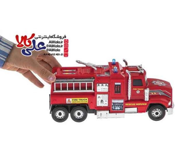 ماشین آتش نشانی اسباب بازی کوچک دورج توی طرح Fire Truck (2)